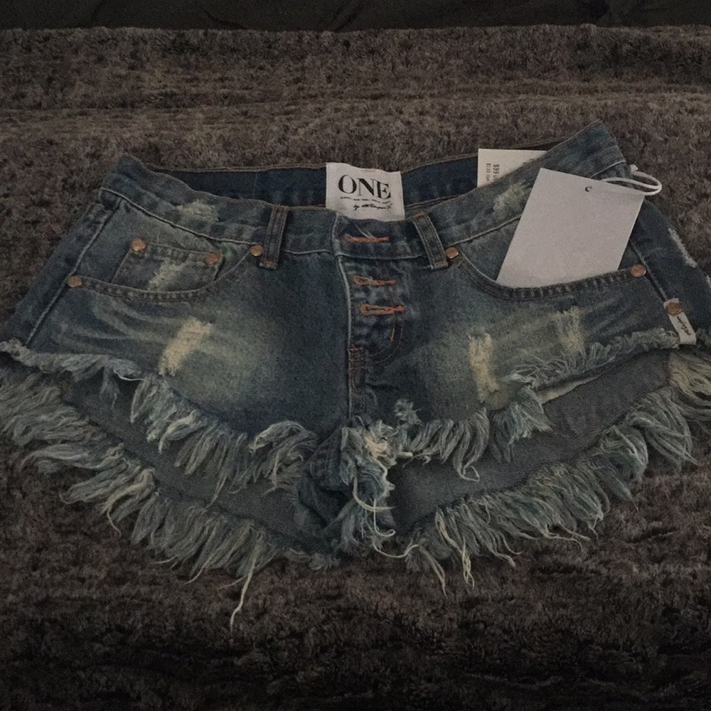 New! One Teaspoon Bonita’s, size 26.